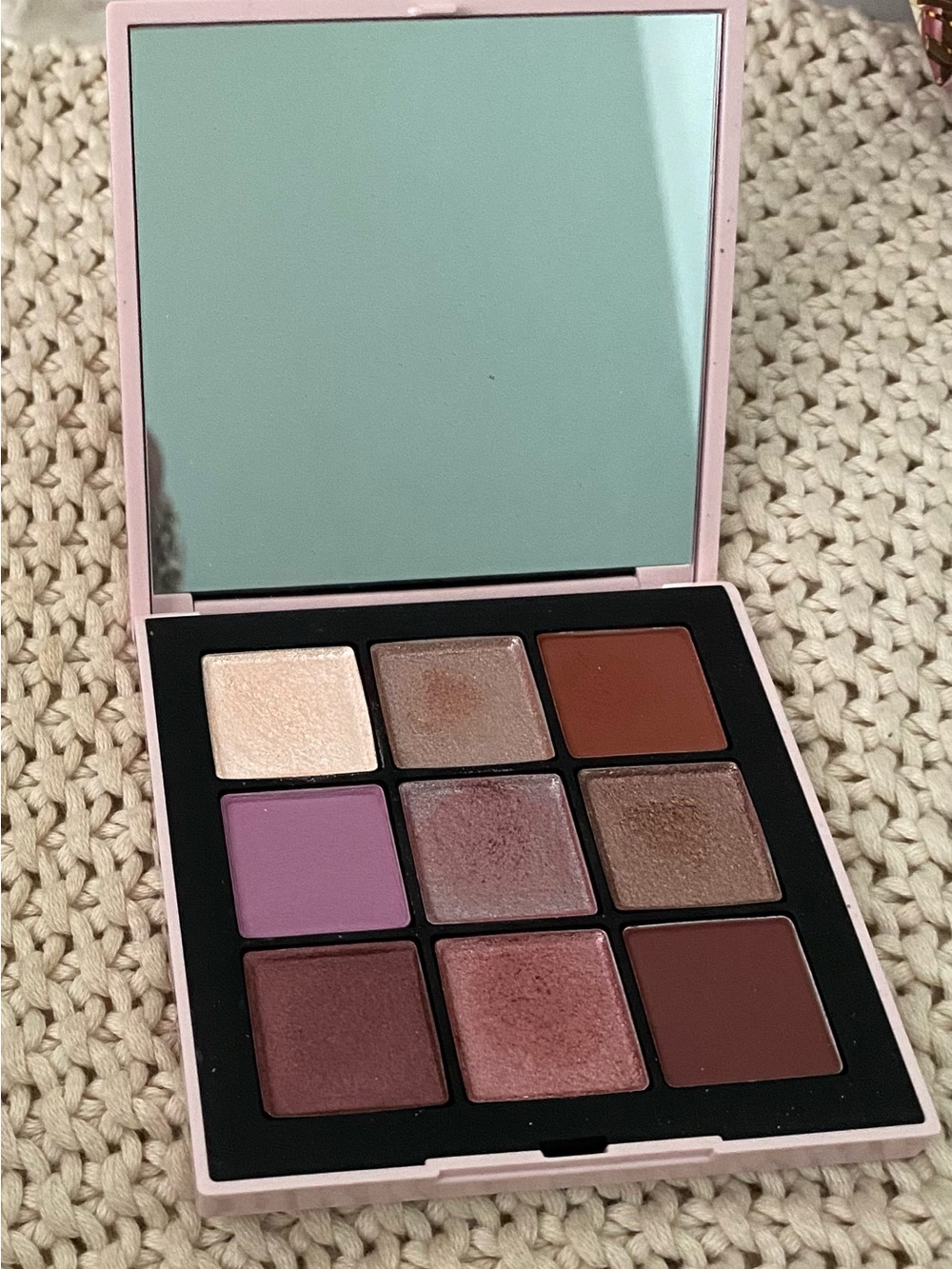 Nars - Picture 3 of 4